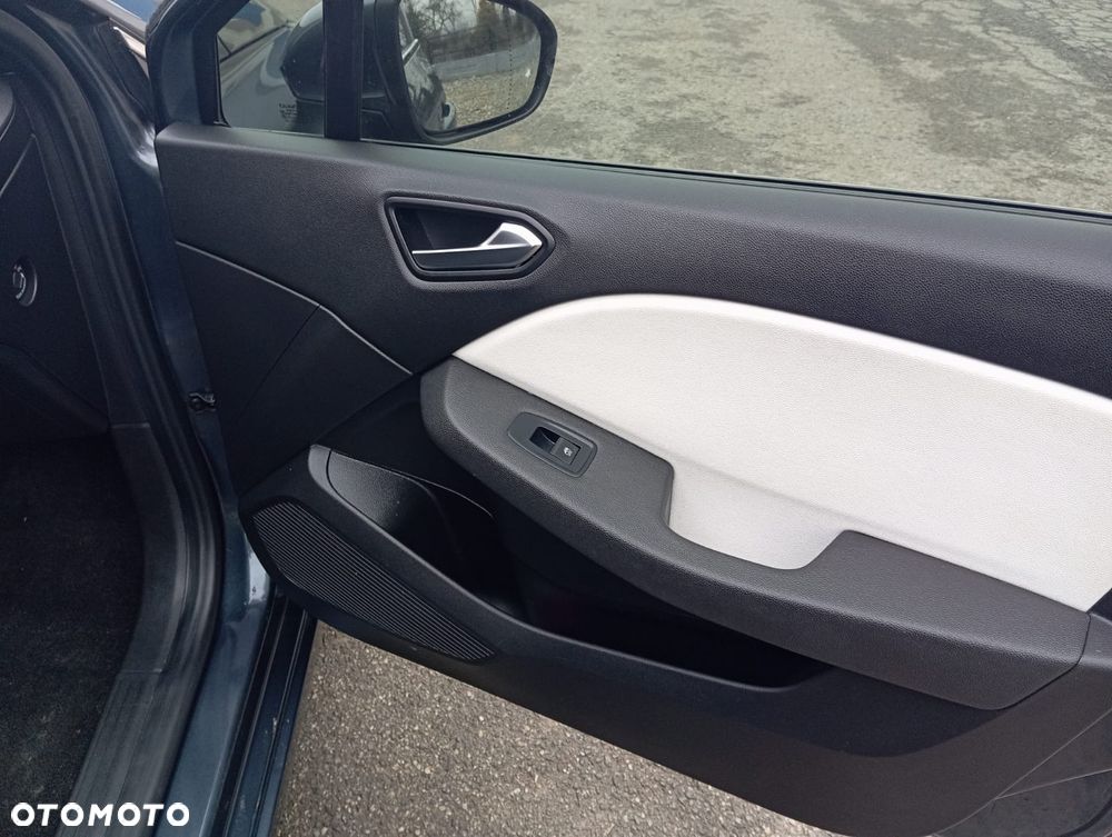 Renault Clio - 13