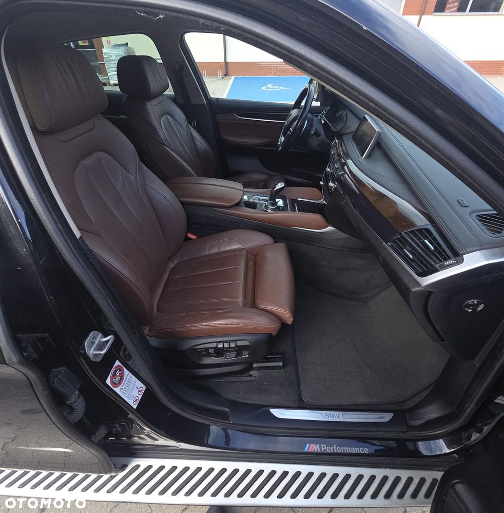 BMW X6 xDrive30d - 11