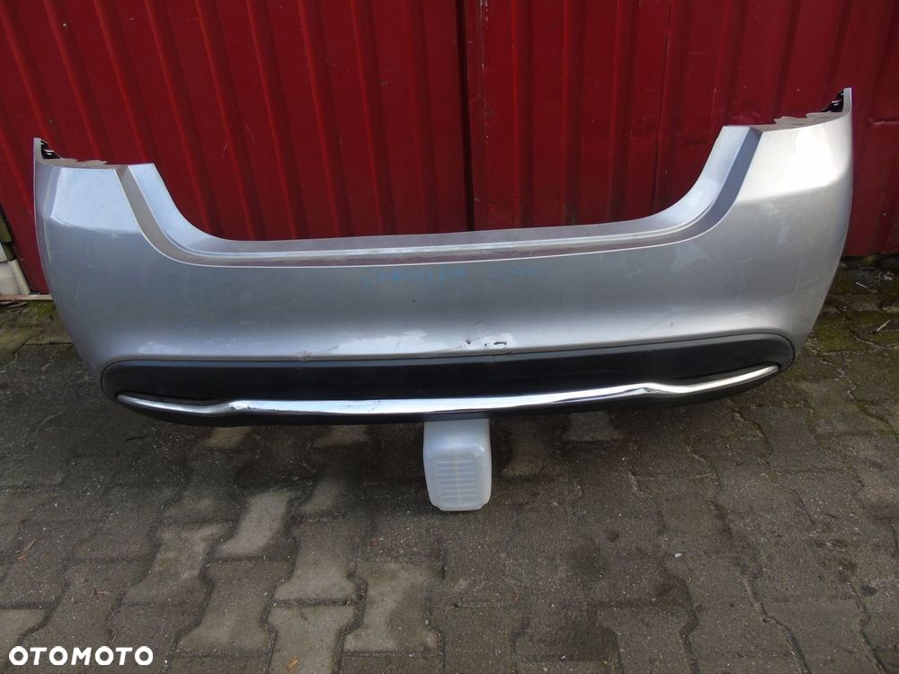 Chrysler 200 zderzak tylny 1UW74TRMAC - 1