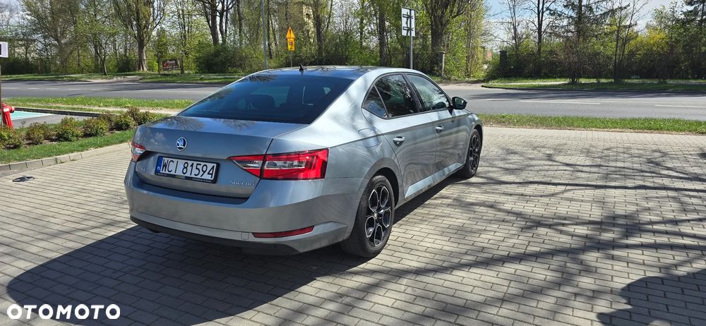 Skoda Superb 2.0 TDI Active - 6