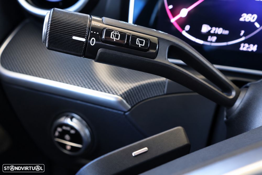 Mercedes-Benz C 300 de Avantgarde - 33