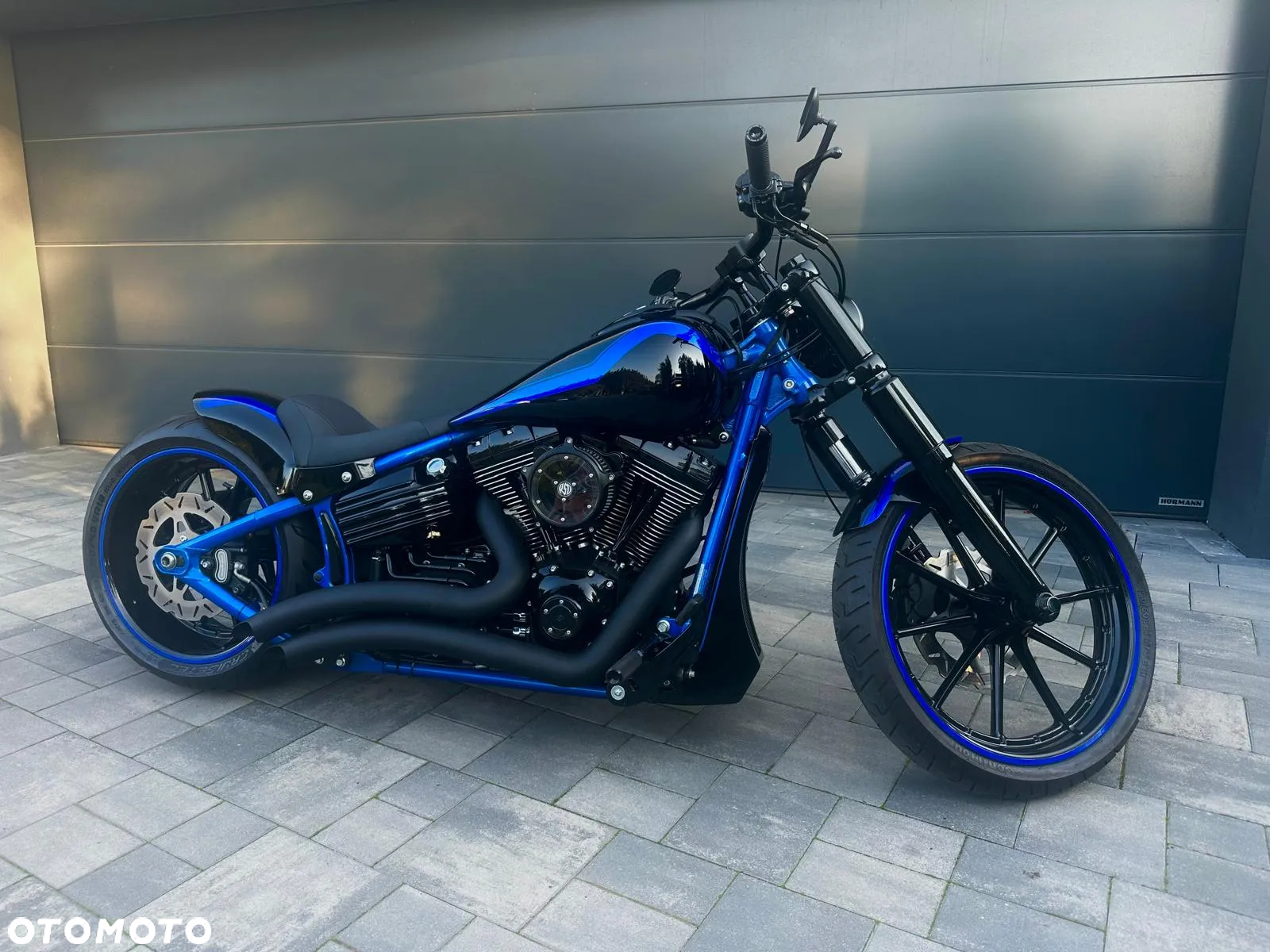 Harley-Davidson Softail Breakout - 8