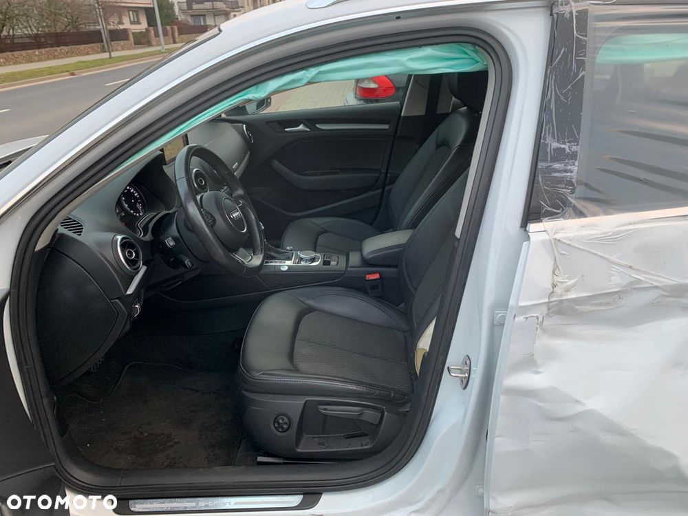 Audi A3 Sportback - 15