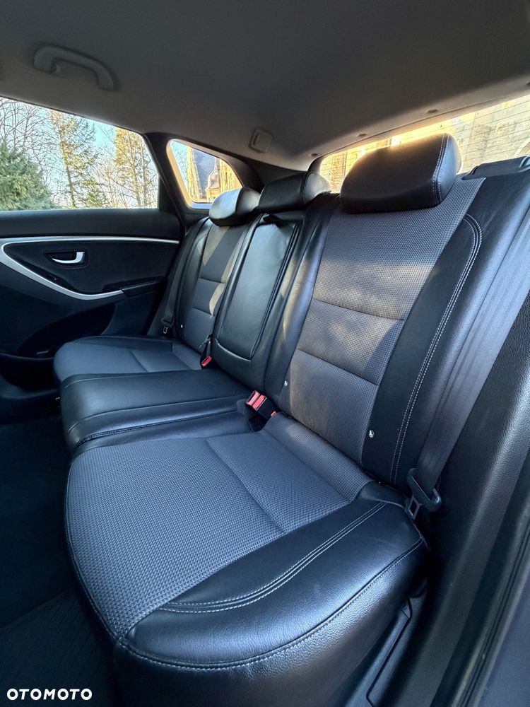 Hyundai i30 1.6 CRDI DCT Premium - 26