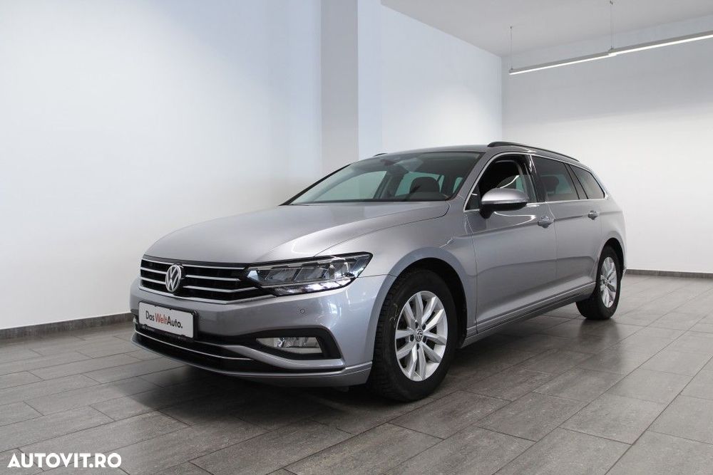 Volkswagen Passat - 2
