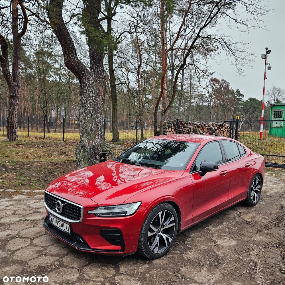 Volvo S60 T4 R-Design - 1