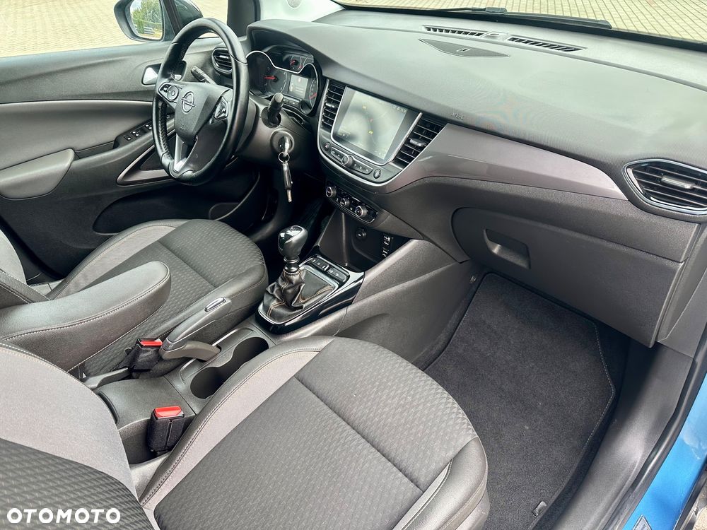 Opel Crossland X - 10