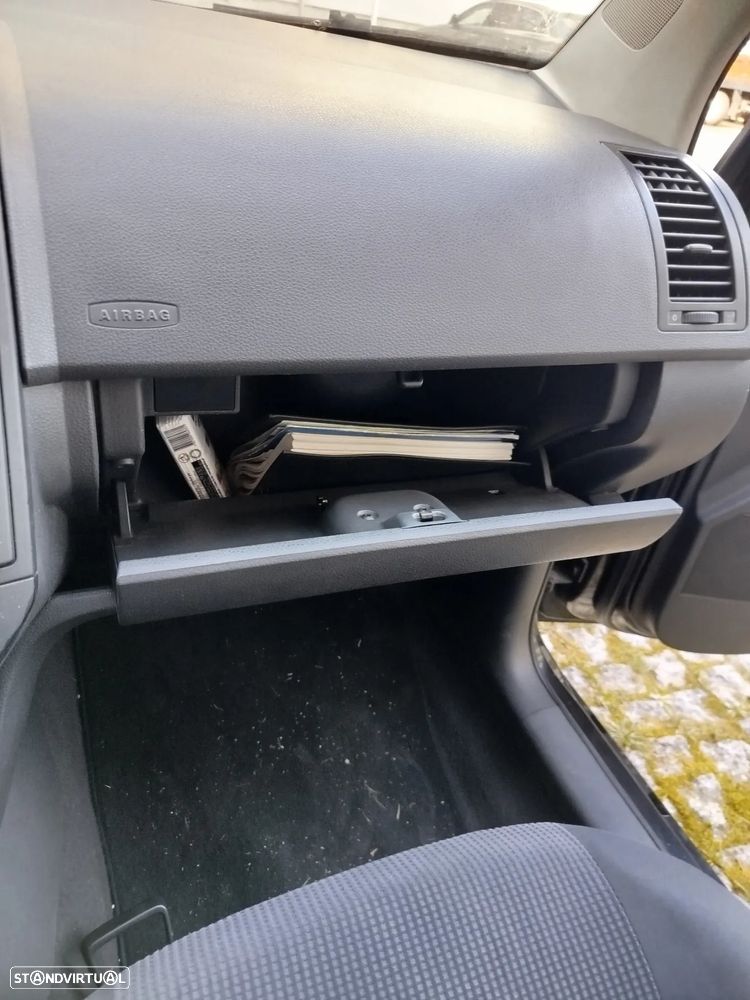 VW Polo 1.2 Confortline TA - 22