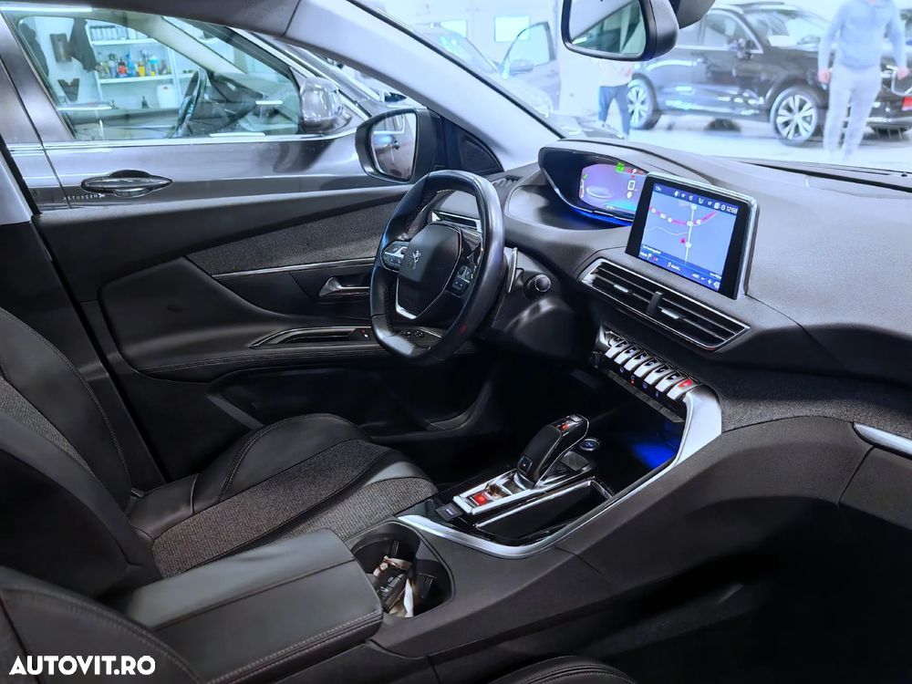 Peugeot 3008 PureTech 130 Stop & Start GPF EAT8 Allure Business-Paket - 8