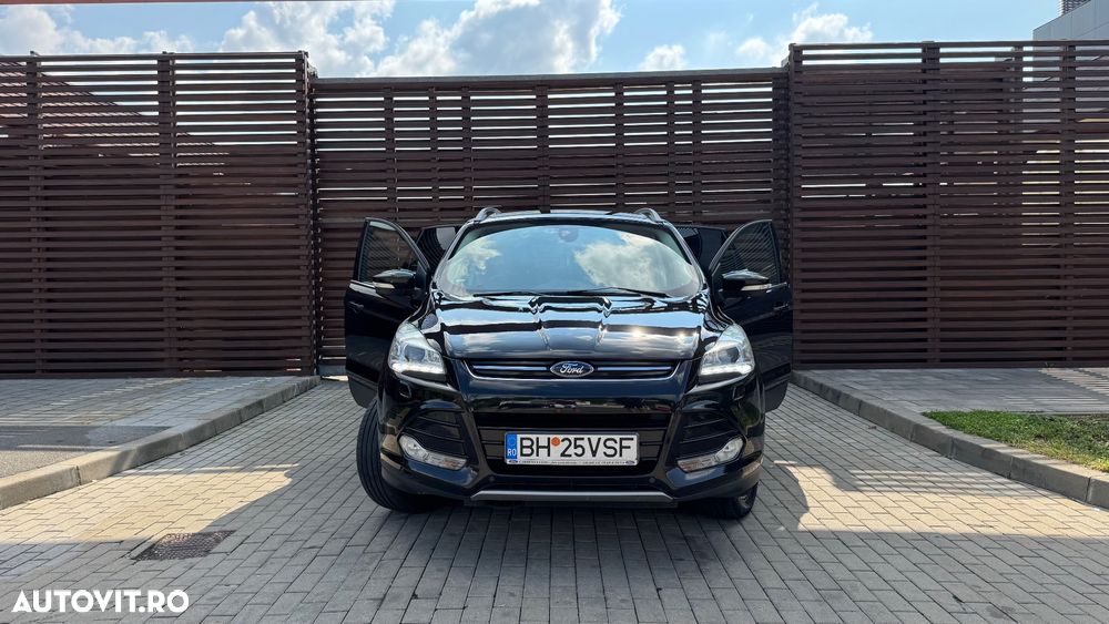 Ford Kuga 2.0 TDCi 4WD Powershift Titanium - 3