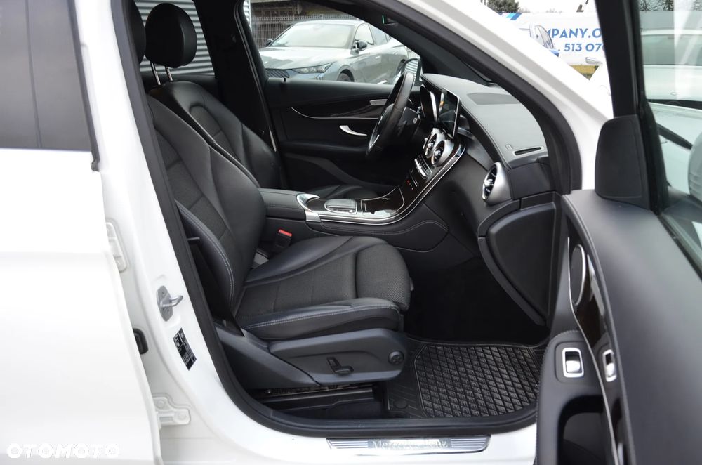 Mercedes-Benz GLC 300 de 4Matic 9G-TRONIC Exclusive - 16