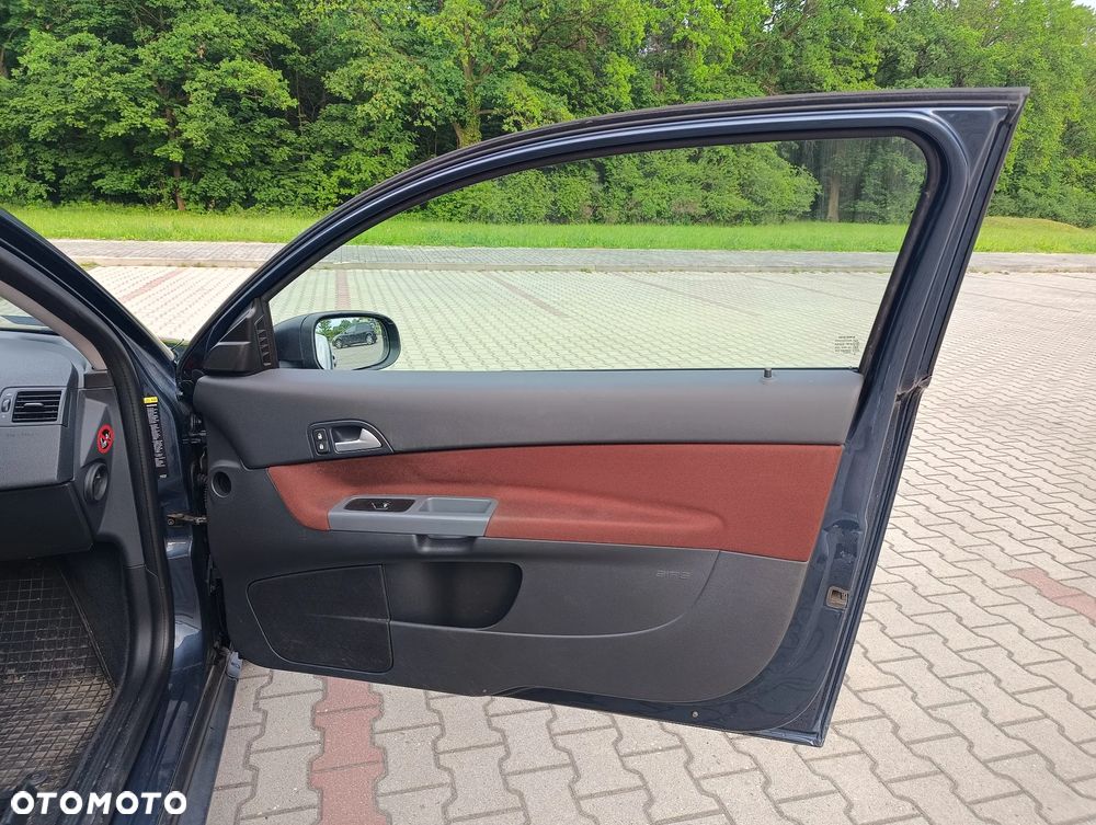 Volvo C30 1.6D - 17