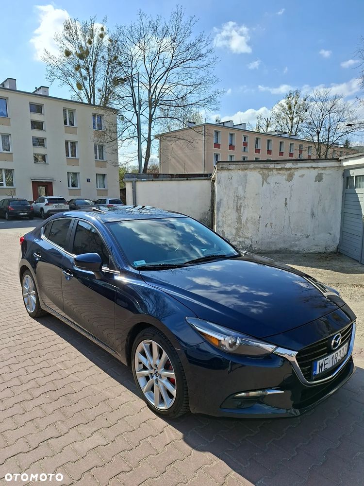 Mazda 3 - 4
