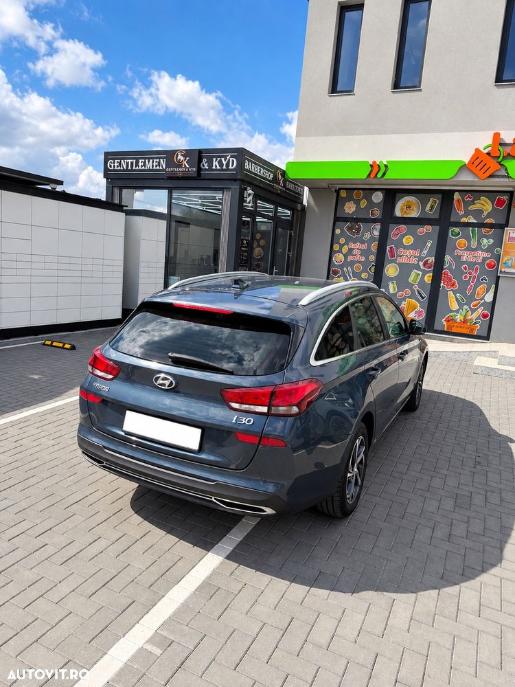 HYUNDAI i30 2022 — imagine 4