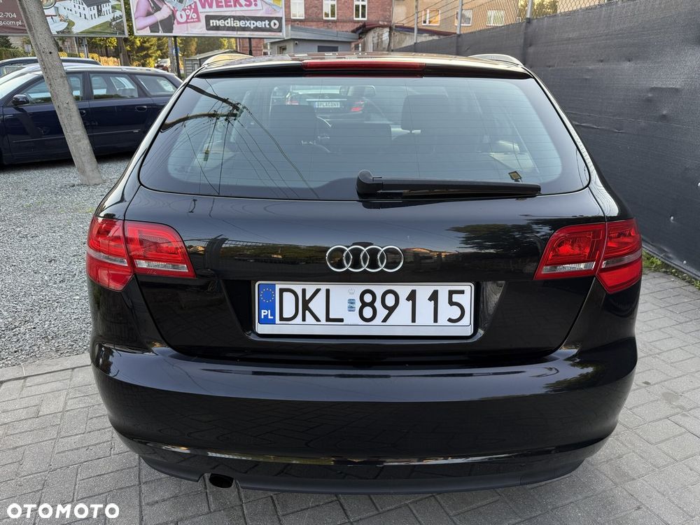 Audi A3 Sportback 1.6 Ambiente - 13