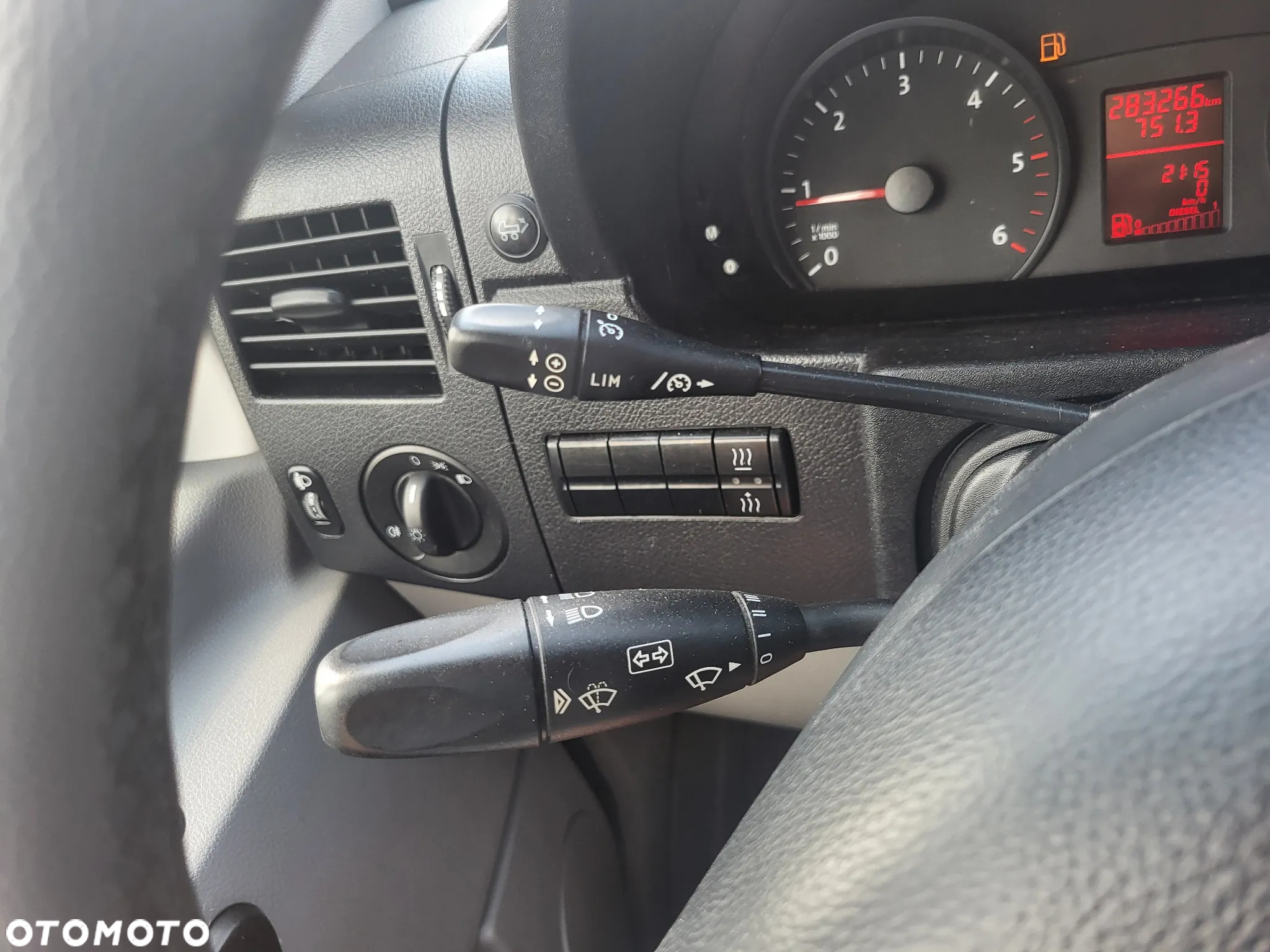 Volkswagen Crafter - 27