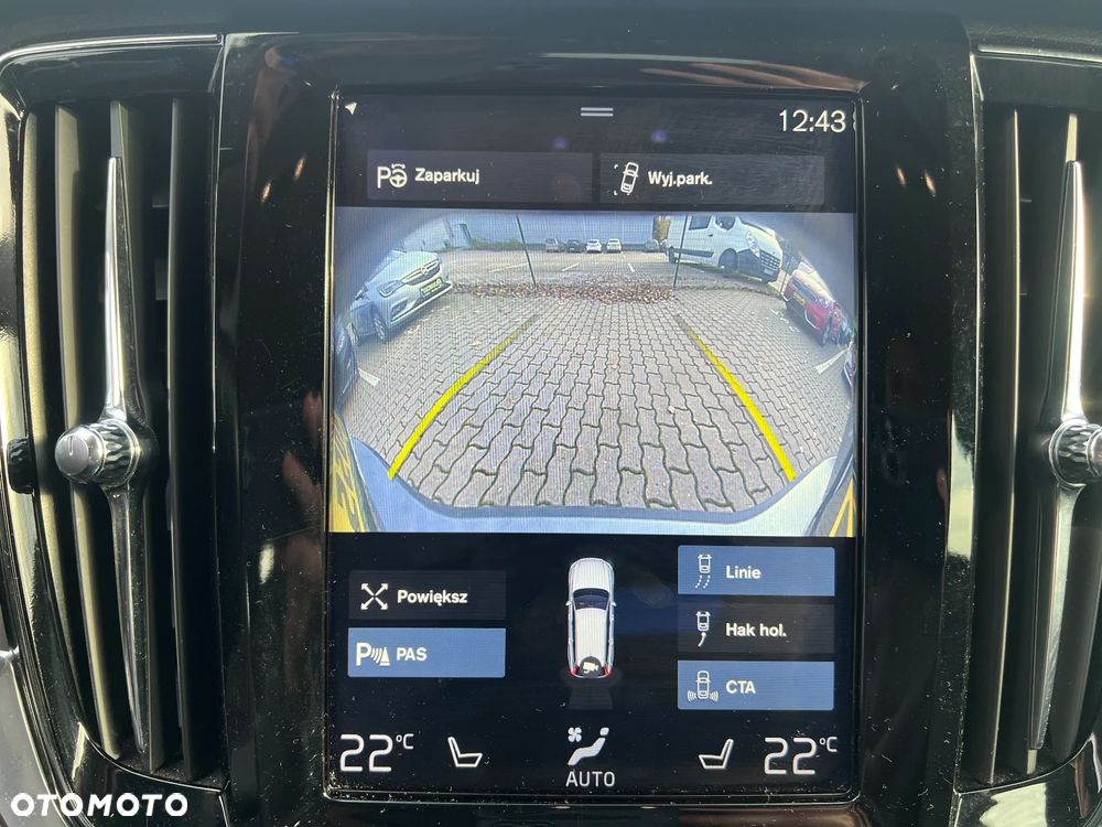 Volvo V90 D4 Momentum - 14