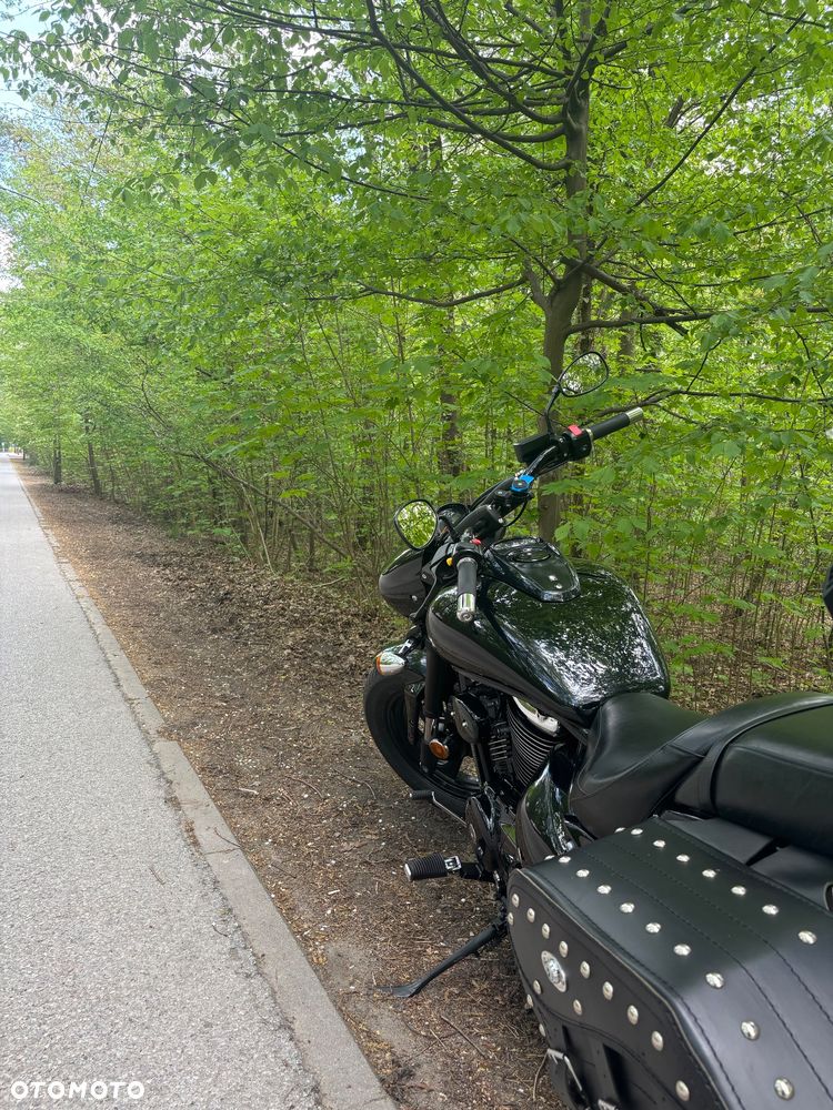 Suzuki Boulevard - 4