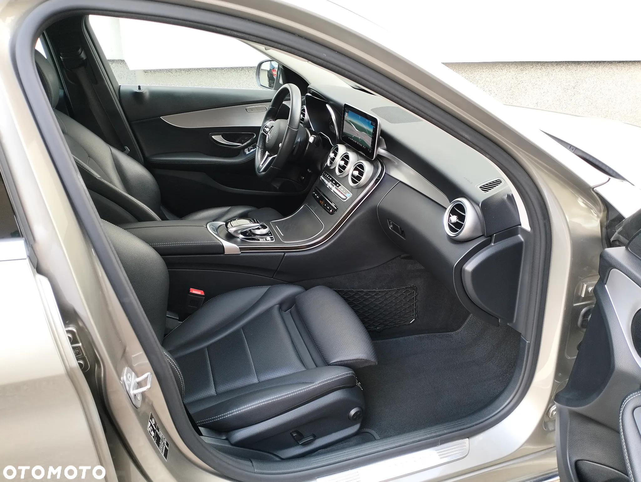 Mercedes-Benz Klasa C 200 d T 9G-TRONIC Avantgarde - 11