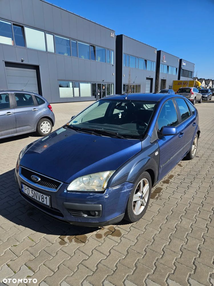 Ford Focus - 32
