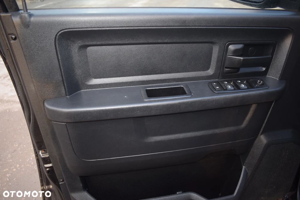 Dodge RAM - 22