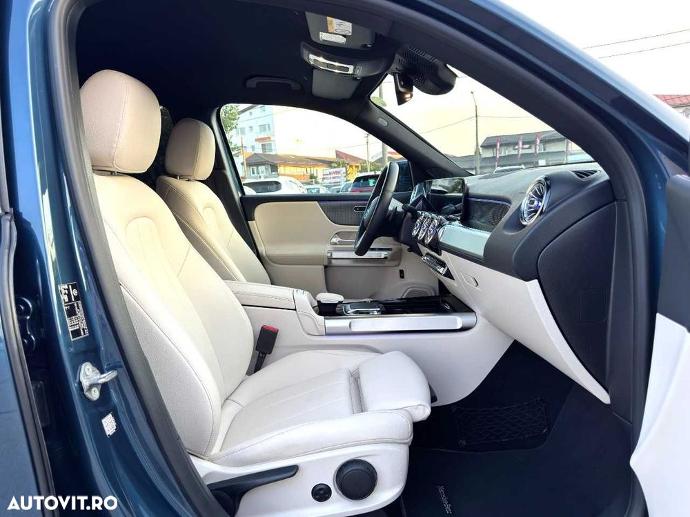 Mercedes-Benz GLB - 20