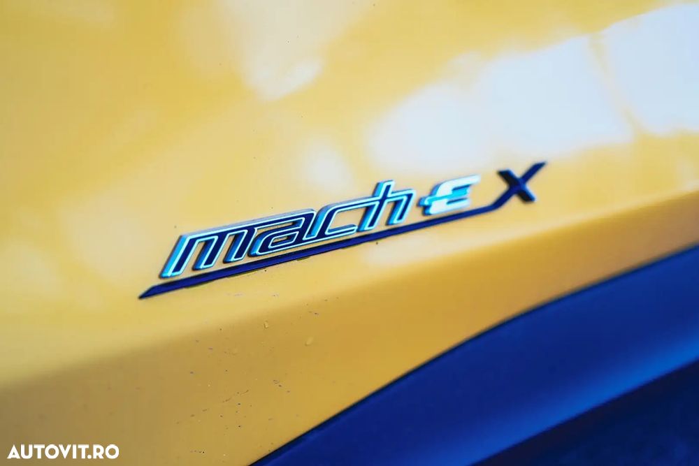 Ford Mustang Mach-E RWD Extended Range 216 kW Premium - 8