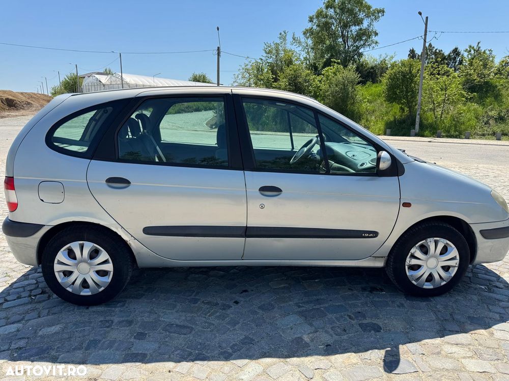Renault Scenic 1.6 Expression - 14