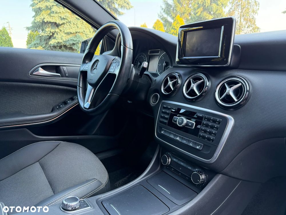 Mercedes-Benz Klasa A 180 CDI Autotronic Elegance Special Edition - 14