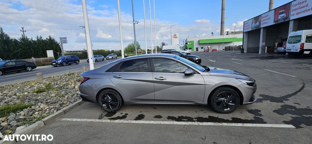Hyundai Elantra 1.6 l 123 CP CVT Highway - 5