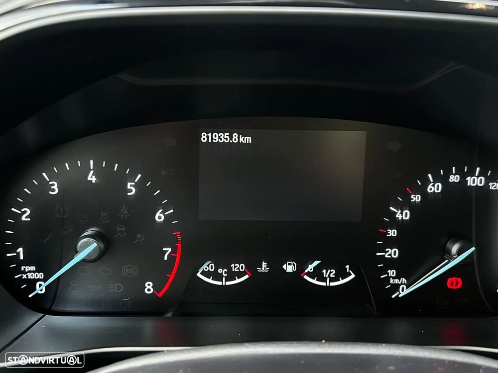 Ford Focus 1.0 EcoBoost MHEV ST-Line - 40