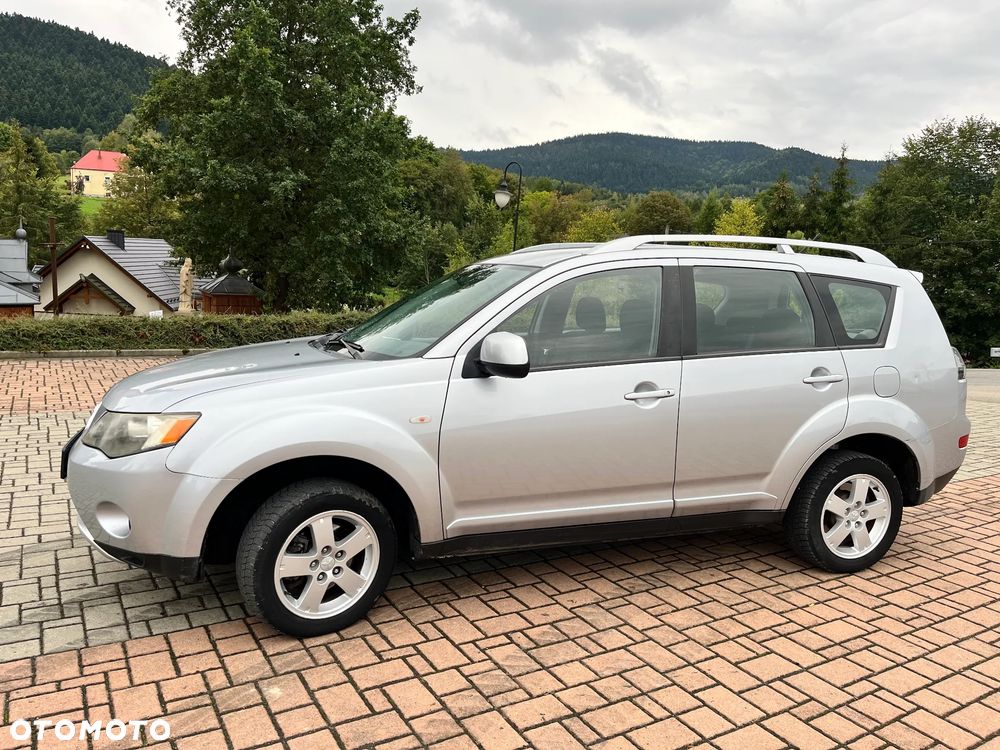 Mitsubishi Outlander 2.0 DID Intense + - 2