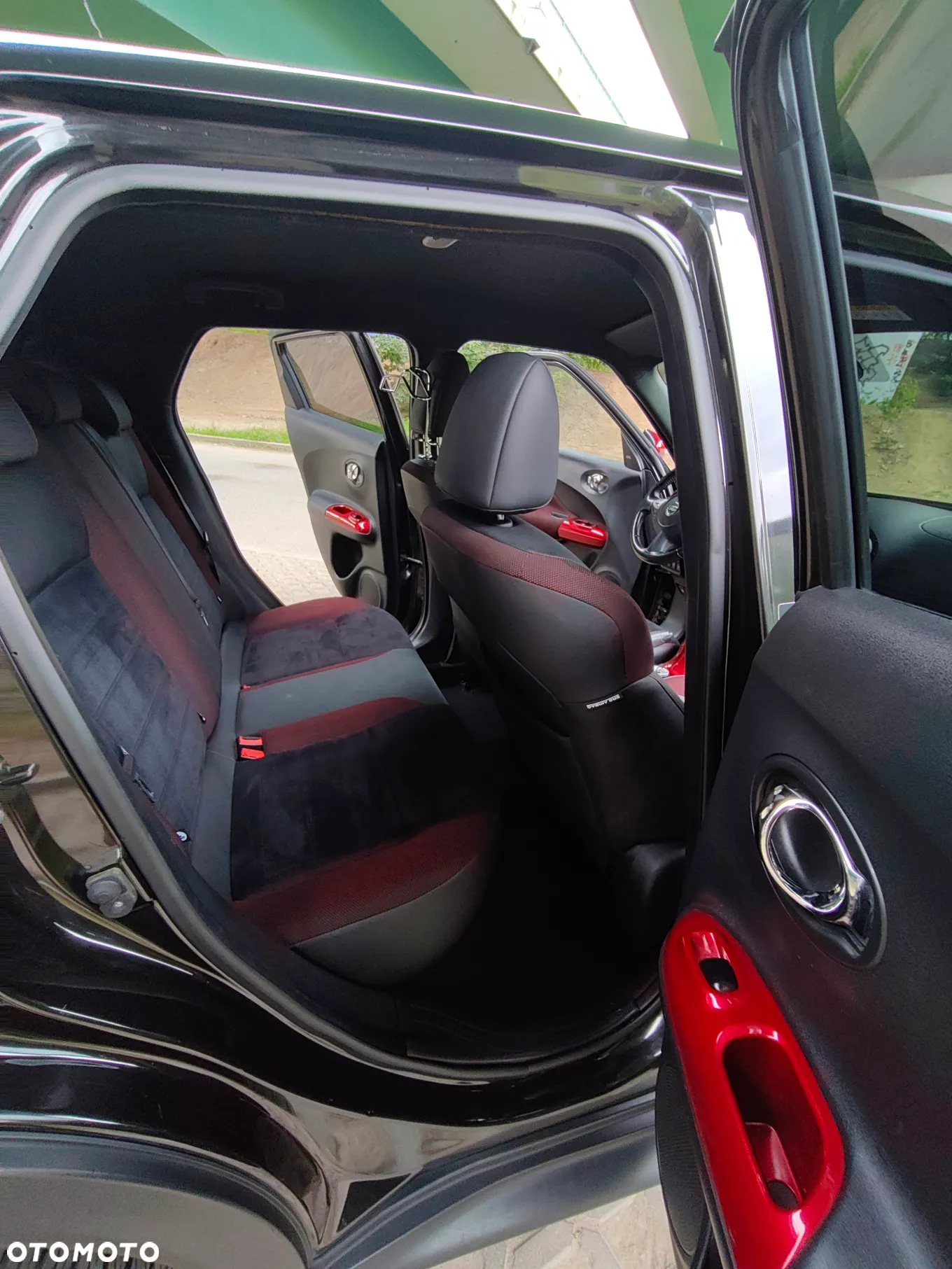 Nissan Juke 1.2 DIG-T N-Connecta EU6 - 17