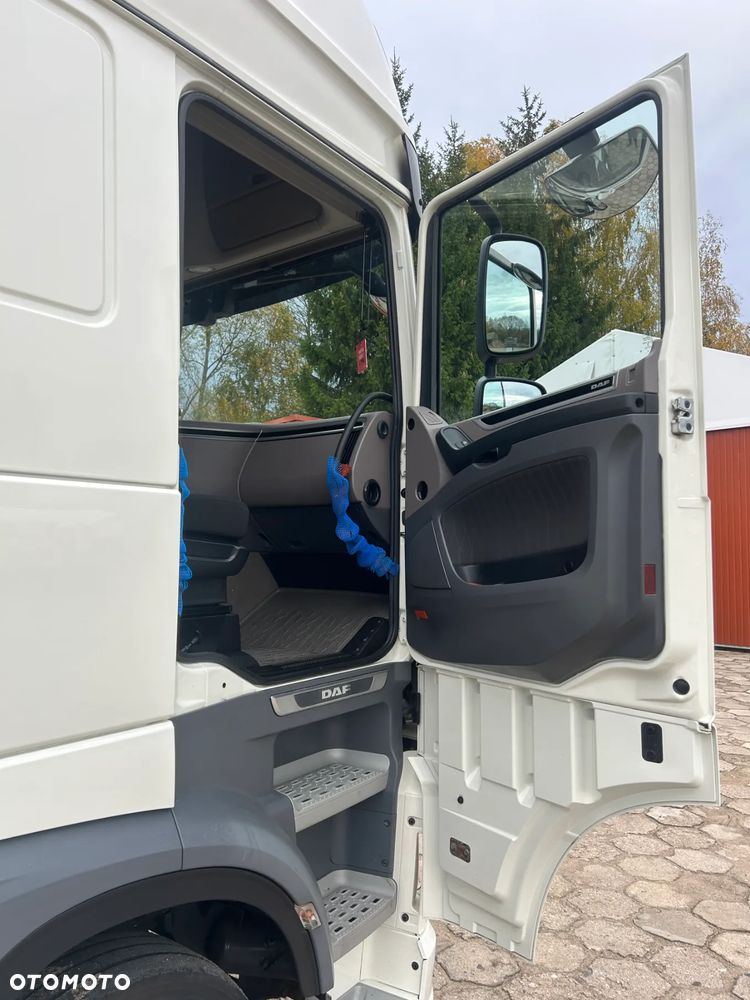DAF XF 106 480 MEGA / NOWY VTG i KLOCKI ZMIENIONE W DBK / DO WGLĄDU FAKTURA / LOW DECK / POLSKI SALON / TYLKO 553 613 KM PRZEBIEGU / ŚREDNIE SPALANIE 26.5 L !! - 36