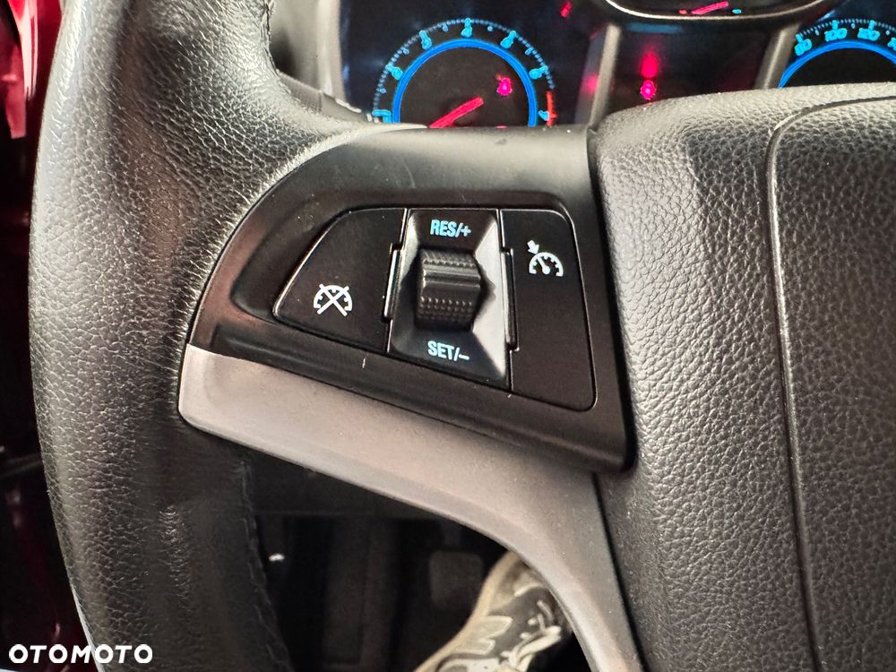 Chevrolet Orlando - 20