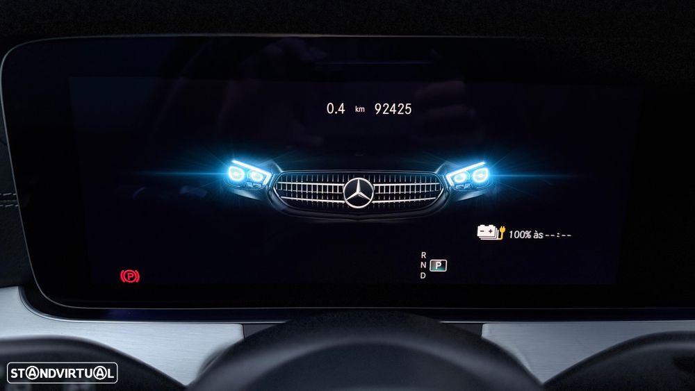 Mercedes-Benz E 300 de AMG Line - 11