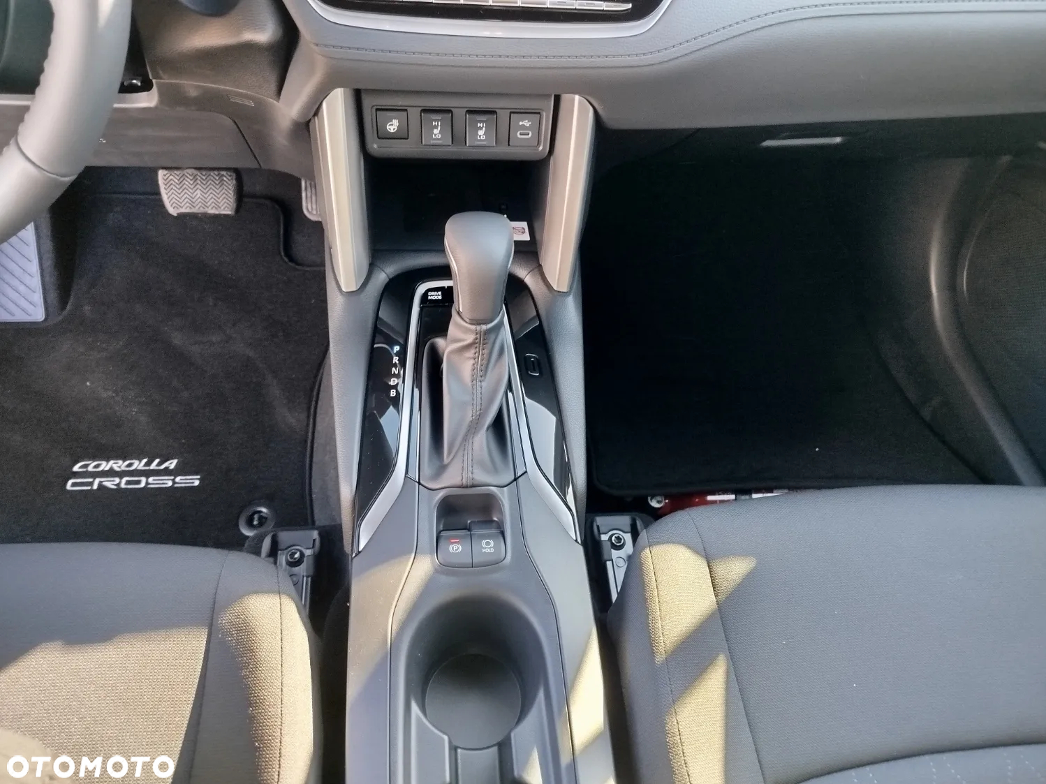 Toyota Corolla Cross 2.0 Hybrid Style - 13