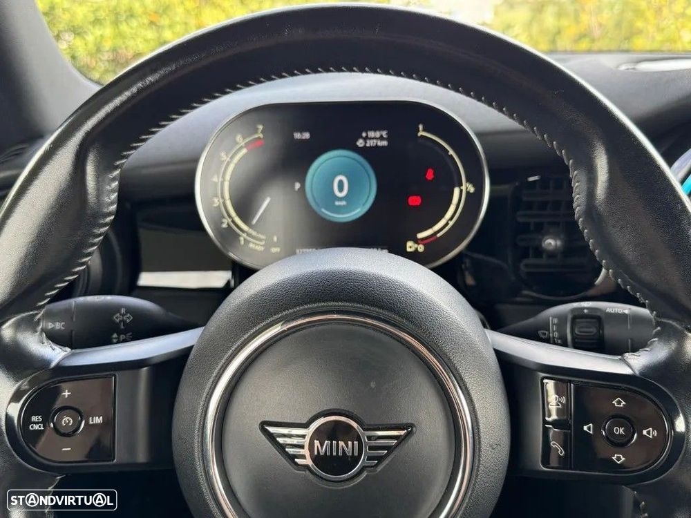 MINI Cabrio - 8