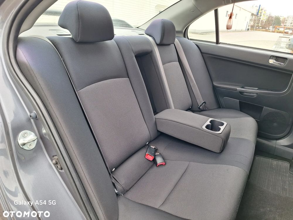 Mitsubishi Lancer 2.0 DI-D Intense - 21