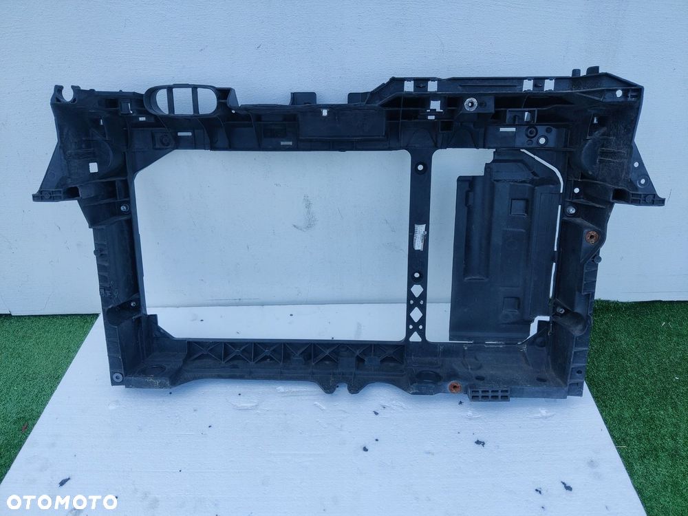 FORD FIESTA MK7 LIFT pas przedni - 3