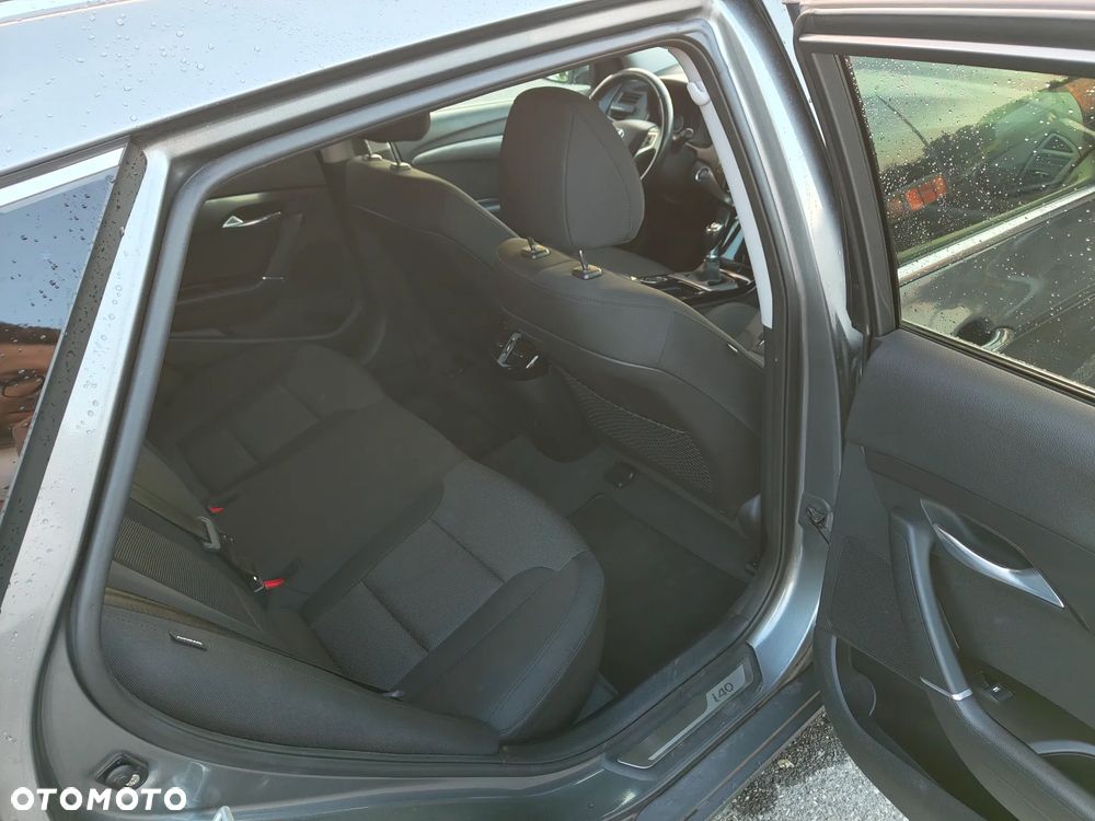 Hyundai i40 1.6 GDI Comfort + - 21