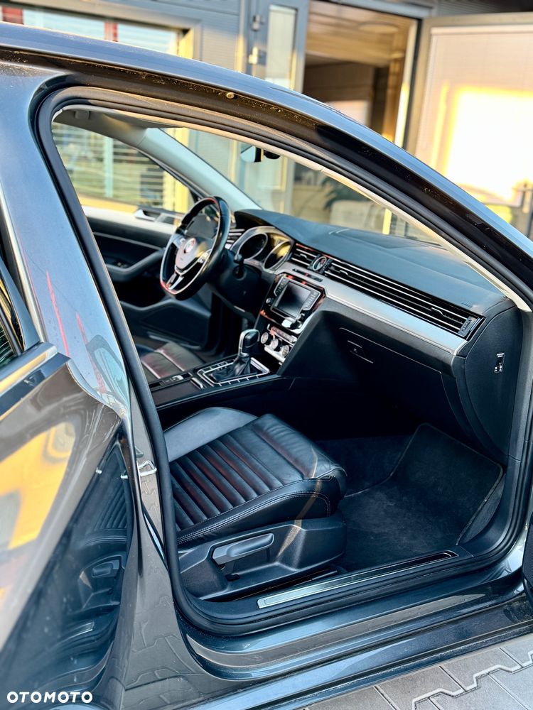 Volkswagen Passat 2.0 TDI BMT Highline DSG7 - 12