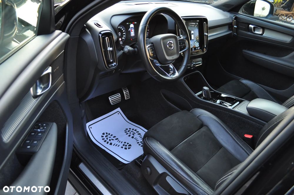 Volvo XC 40 D3 R-Design - 4