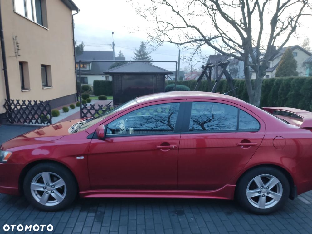 Mitsubishi Lancer - 3