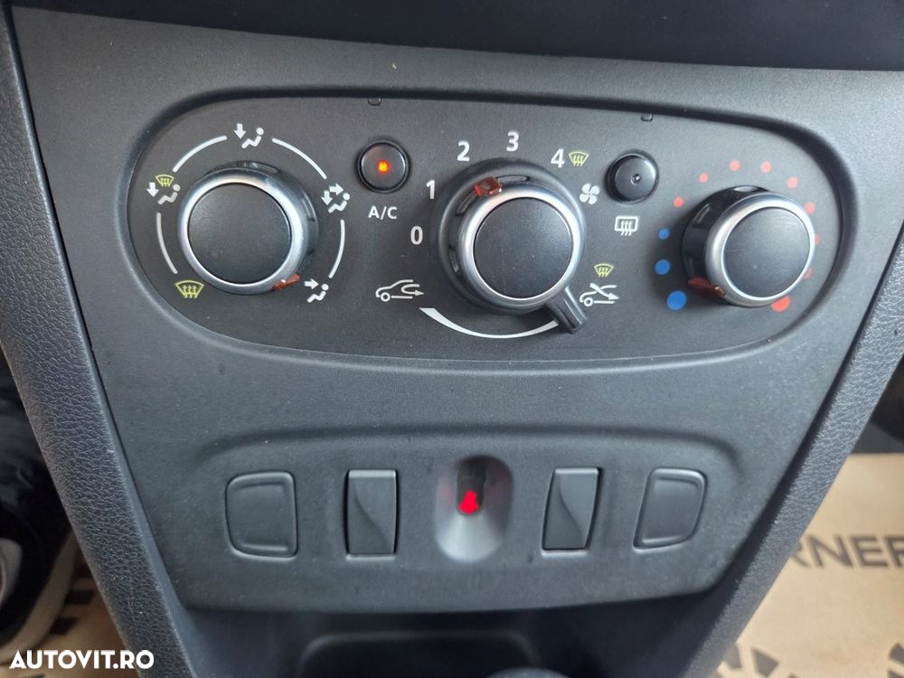 Dacia Logan 1.5 Blue dCi Ambiance - 27