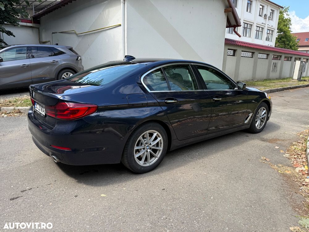 BMW Seria 5 520d xDrive AT - 6