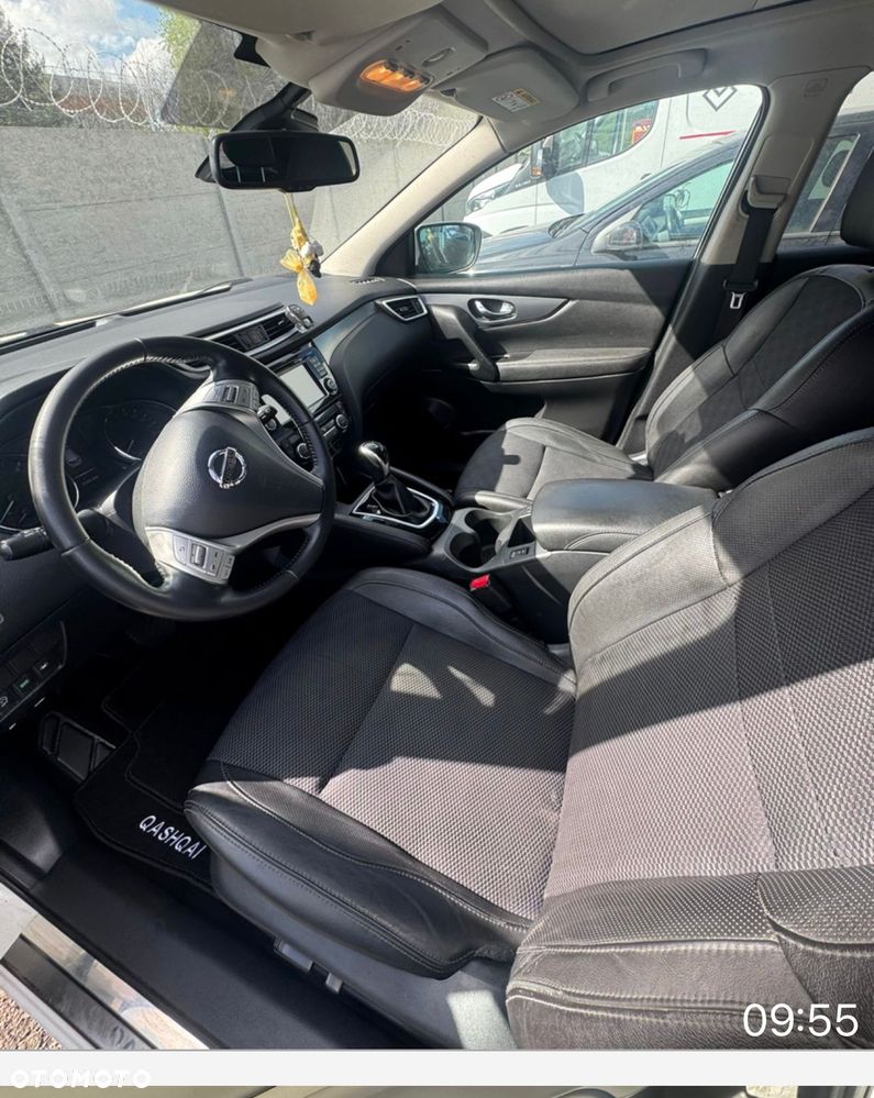 Nissan Qashqai 1.6 dCi Xtronic TEKNA+ - 7