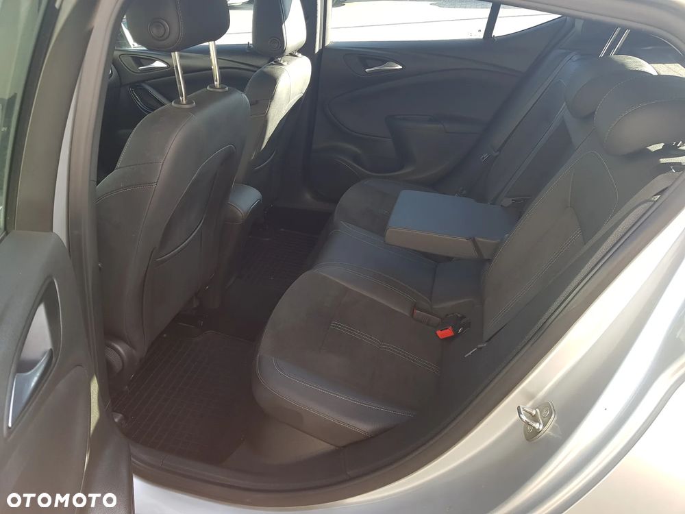 Opel Astra 1.2 T Business Elegance S&S - 14