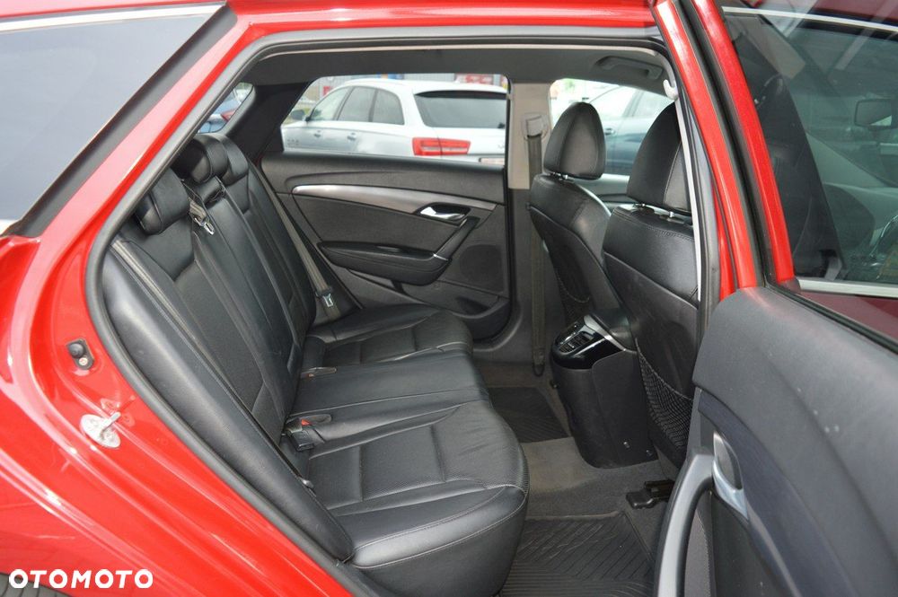 Hyundai i40 Kombi 1.7 CRDi Premium - 28