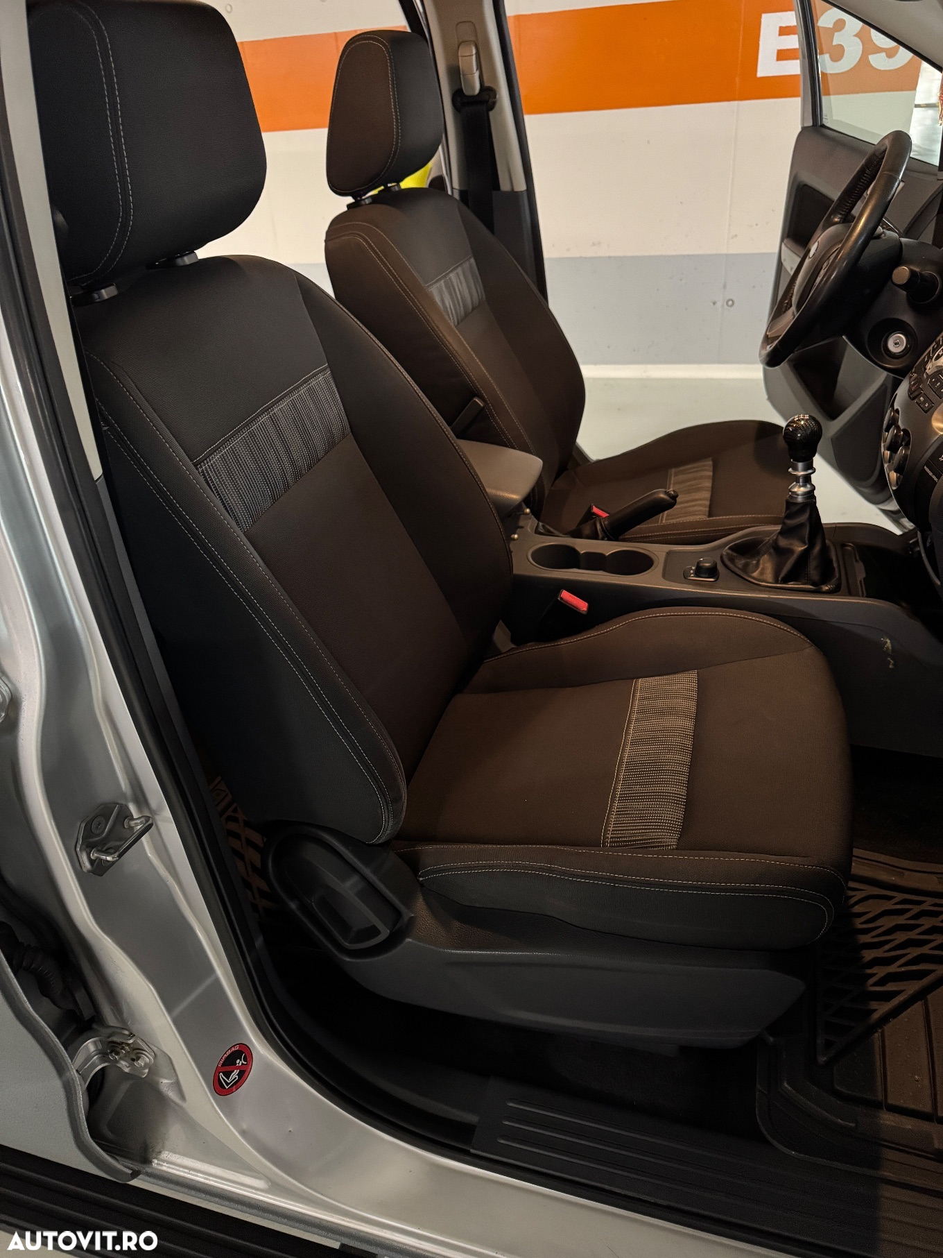 Ford Ranger Pick-Up 4x4 Cabina Dubla XLT - 35